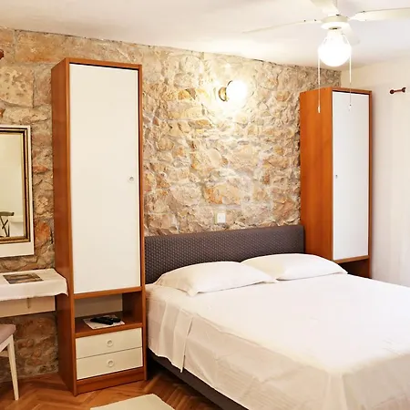 Pinta Apartment *