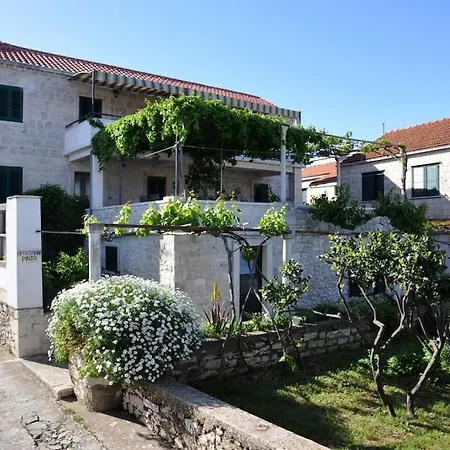 Pinta Appartement Lumbarda
